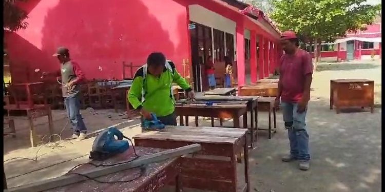 Perlu Dicontoh! Memanfaatkan Dana BOS Untuk Memperbaiki Sekolah