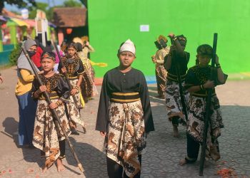 Jangan Pernah Menyerah Untuk Sekolah, Raihlah Cita-Citamu Dengan Sekolah