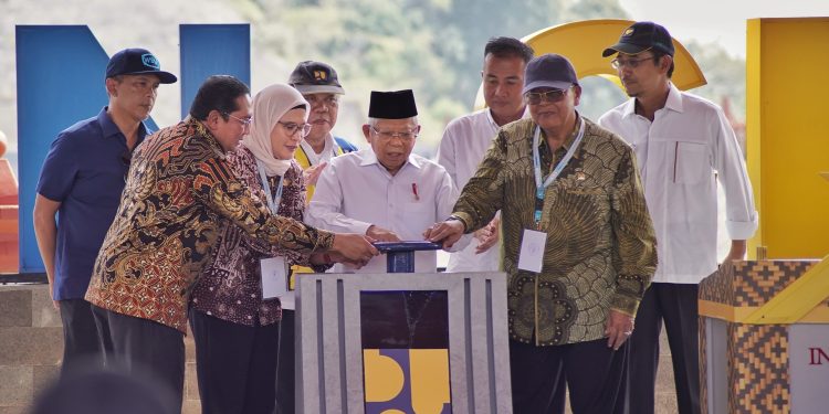 Wapres RI Ma’ruf Amin Resmikan Bendungan Cipanas, Bupati Nina Agustina : Enam Ribu Hektar Sawah Indramayu Dapat Terairi