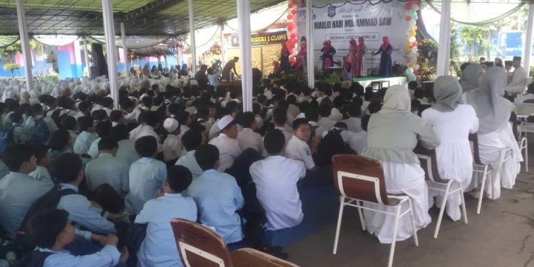 SMPN 1 Ciawi Peringati Maulid Nabi Muhammad SAW di Sekolah