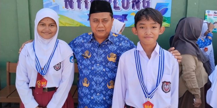 Perpisahan Kelas VI di SD Negeri Nyimplung Berjalan Dengan Sederhana, Tetap Meriah dan Punuh Kesan