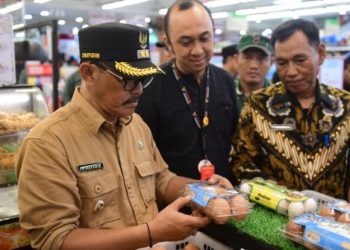 Wabup Indramayu H. Syaefudin Jelang Hari Raya Idul Adha 1446 H, Monitoring  Pasar Patrol